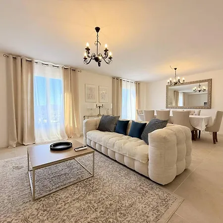 Magnifique Maison Avec Pisicne * Le Lavandou