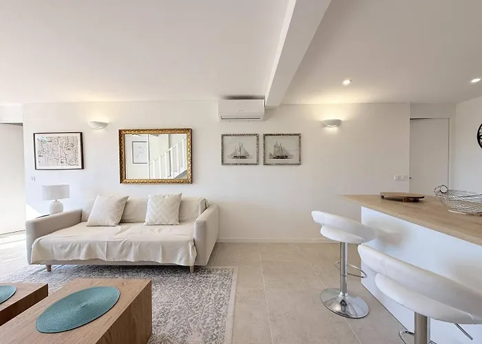 Magnifique Maison Avec Pisicne * Ле-Лаванду