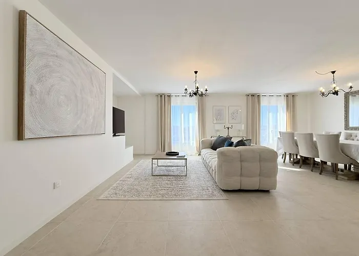 Magnifique Maison Avec Pisicne *